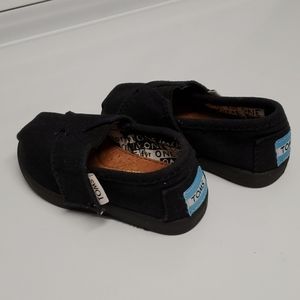 Tom's toddler shoes